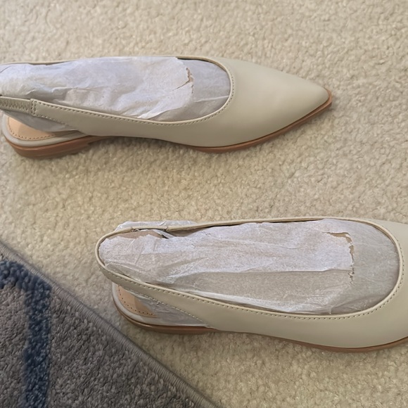 Frye Kenzie Slingback Flats (Ivory color) - Picture 6 of 7